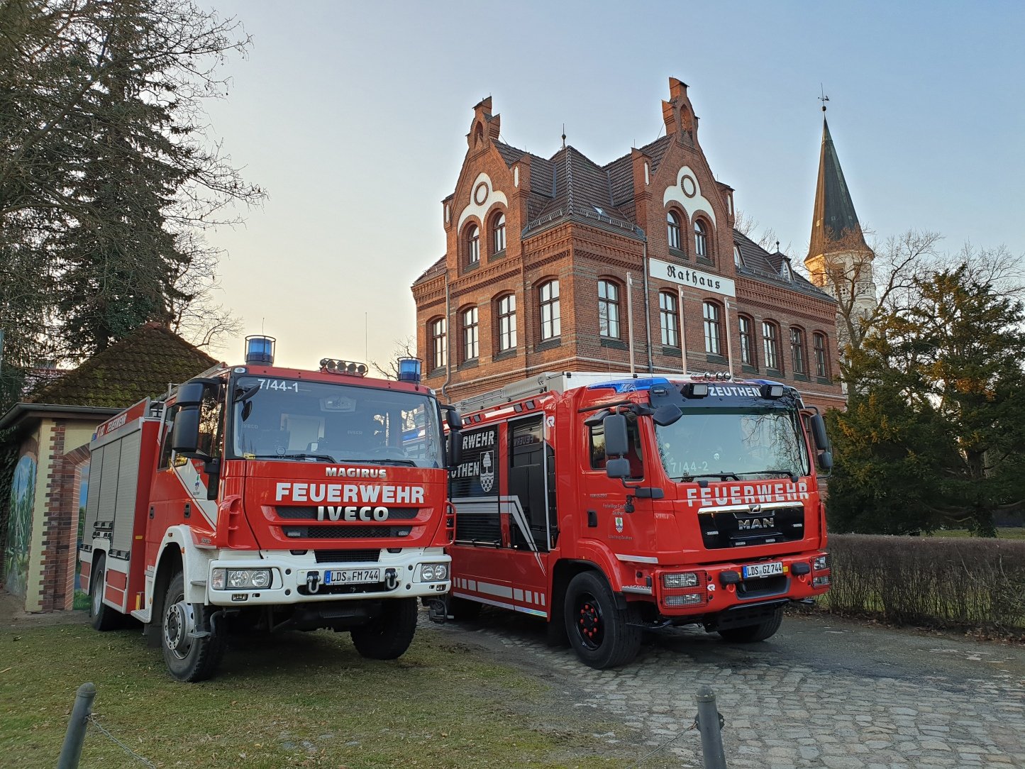 Einrichtung Freiwillige Feuerwehr Zeuthen.jpg