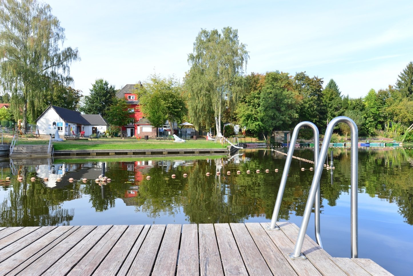 Einrichtung Freibad Miersdorfer See.JPG