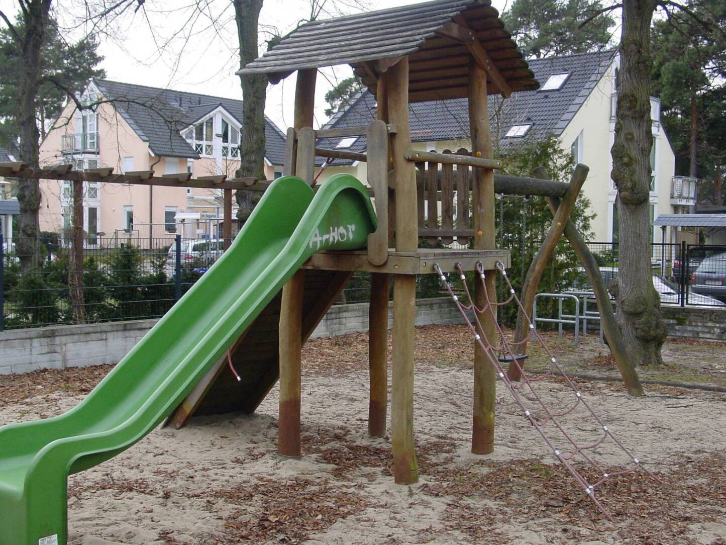 Einrichtung Spielplatz Uckermarkstraße.JPG