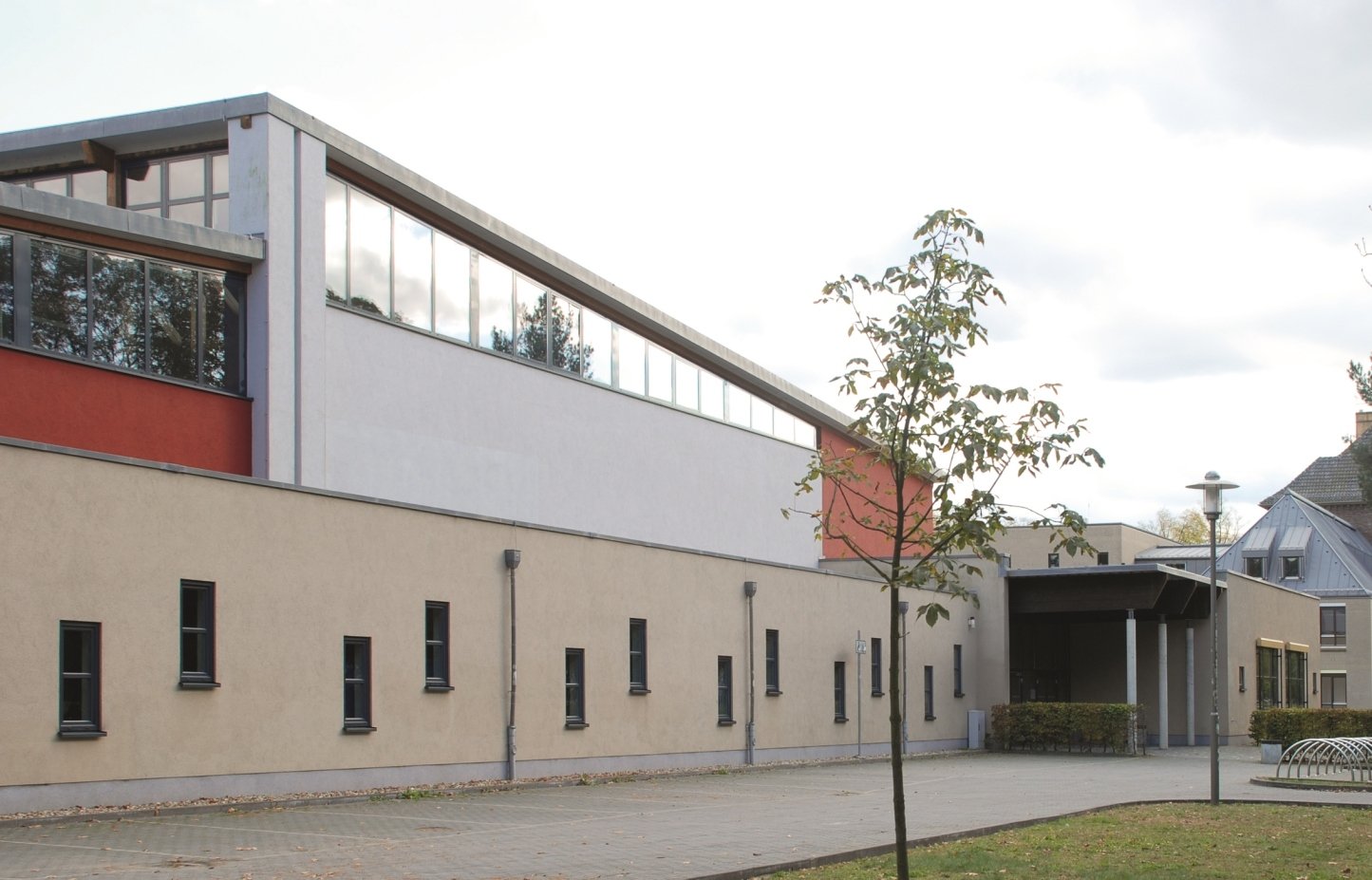 Einrichtung Sport- und Kulturzentrum.JPG