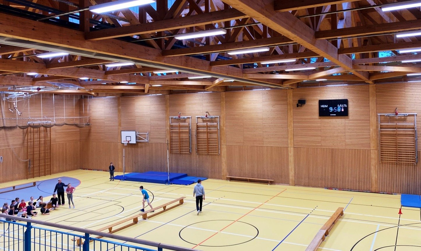 Einrichtung Sporthalle Grundschule am Wald.JPG