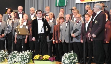Zeuthen singt 2014 - Chorleiter und Moderator