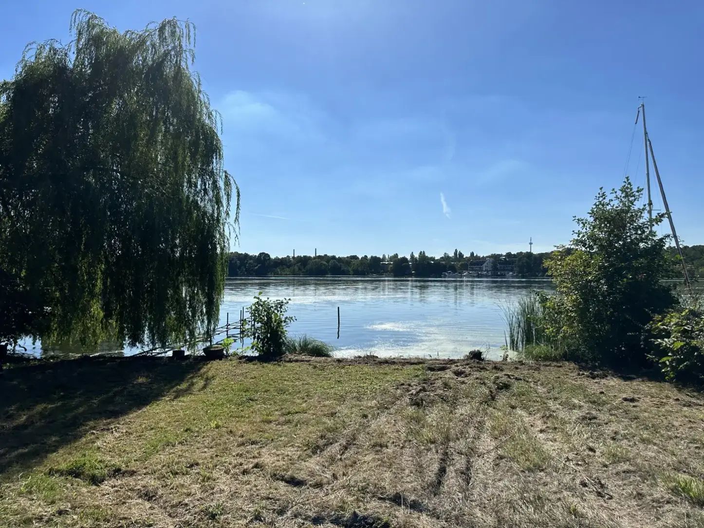 Wassergrundstück.webp