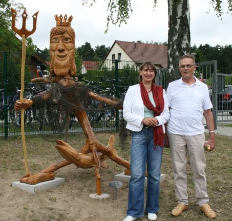 2,20 Meter große Neptunskulptur - geschaffen von Hans Zippan