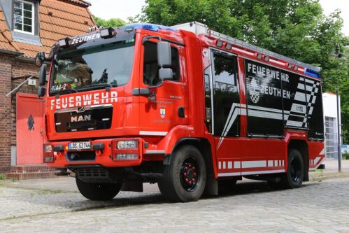 LF20 Loeschzug Zeuthen.jpg