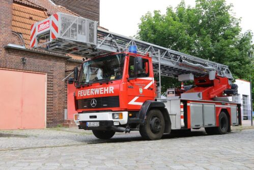 DLK 23_12 Loeschzug Zeuthen.jpg