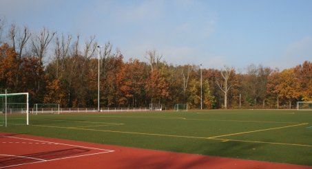 Modernisierter Sportplatz in der Schulstraße