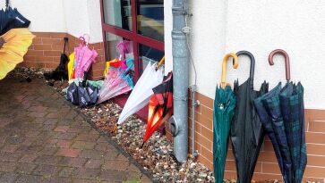 Zone Wissenschaft_DESY_Regenschirme.jpg